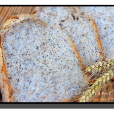Obyčejný chleba s mákem a otrubami (pekárna)