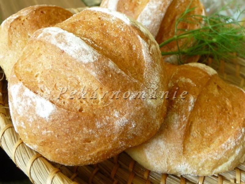 "Naklíčené" bulky (s pšeničnými klíčky)