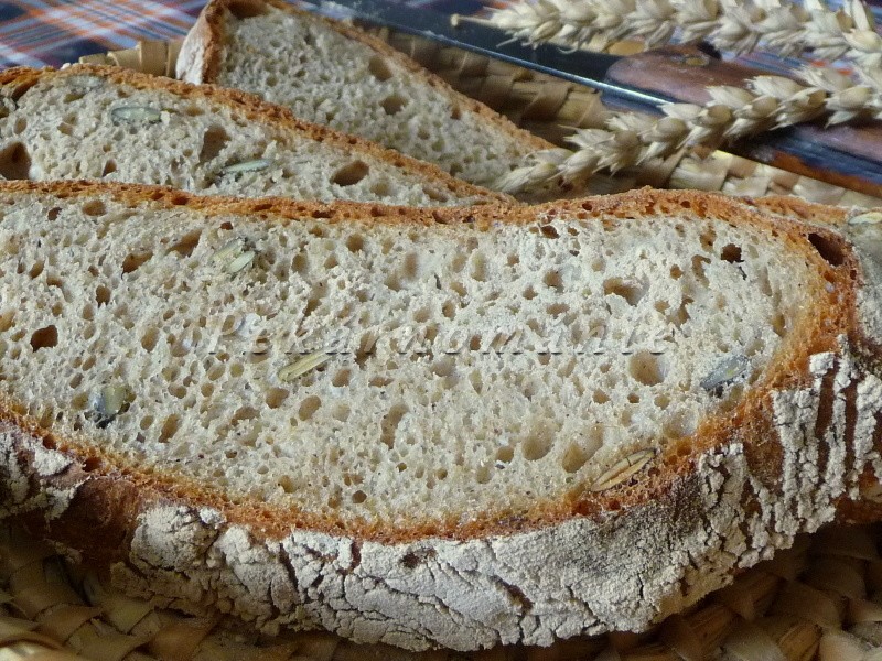 Pšeničný dýňový chléb