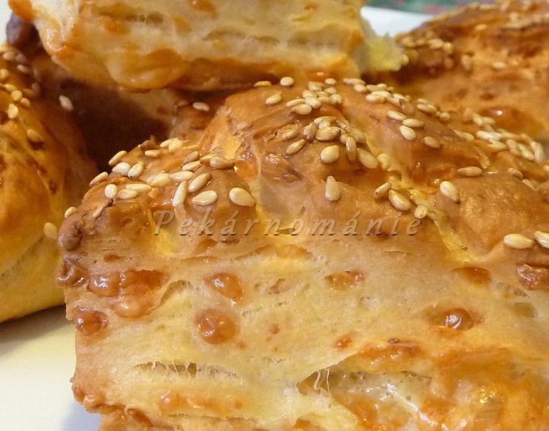 Překládané pagáčky se sýrem