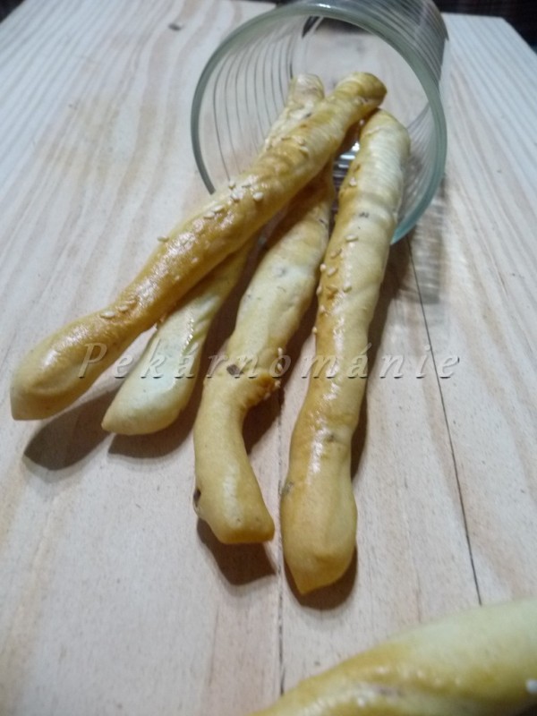 Slaninové křupavé tyčky