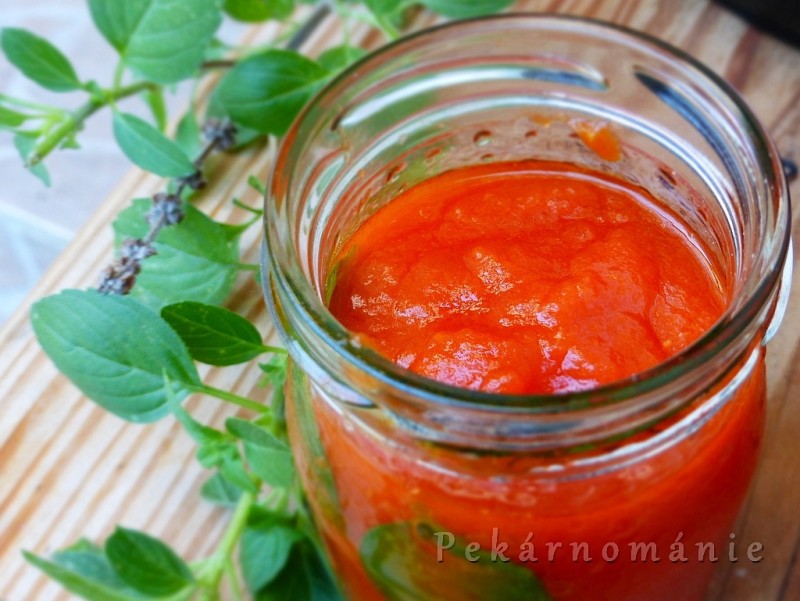Rajčatová omáčka s bazalkou (Sugo di pomodoro al basilico)