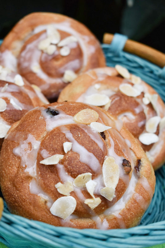 Burčákoví šneci s citronovou polevou